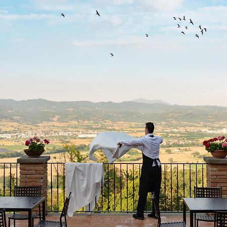 Hotel Borgo Di Celle Città di Castello Esterno foto