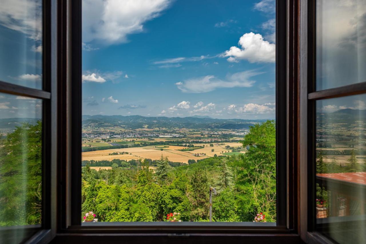 Hotel Borgo Di Celle Città di Castello Esterno foto