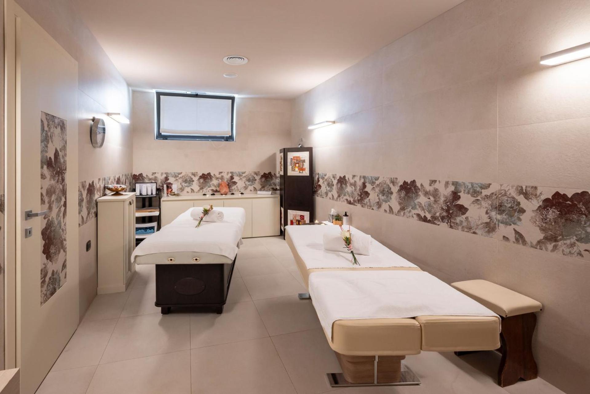 Hotel Borgo Di Celle Città di Castello Esterno foto
